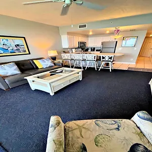 16th Floor 1 Bedroom Direct Oceanfront Wyndham Ocean Walk Daytona 1605 , Daytona Beach United States
